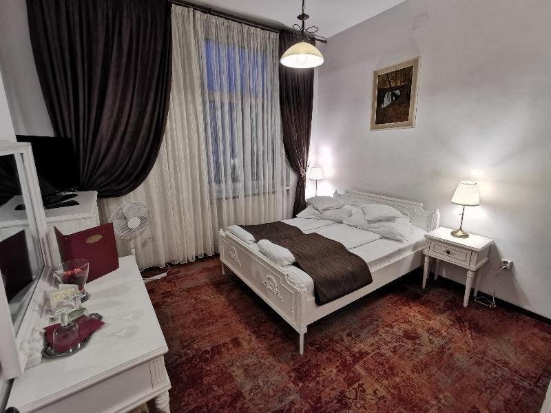 Residence Ambient Brassó Szoba fotó